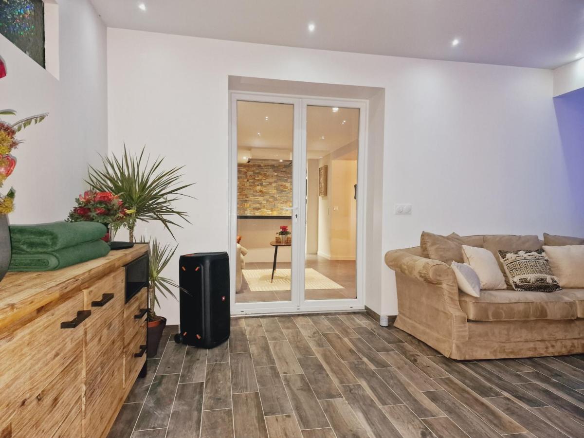 Atoumo Appartement Love Jacuzzi & Jardin Disneyland Paris Quincy-Voisins Ngoại thất bức ảnh