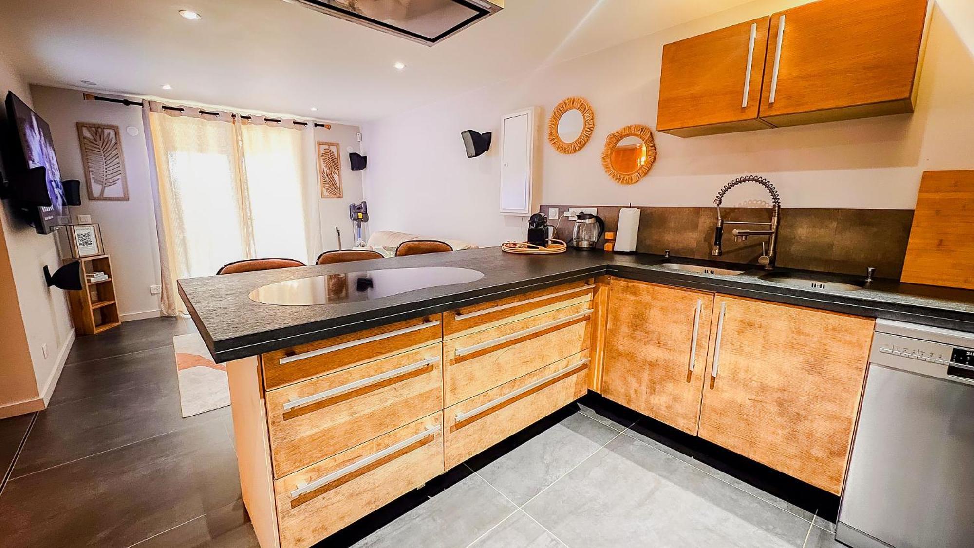 Atoumo Appartement Love Jacuzzi & Jardin Disneyland Paris Quincy-Voisins Ngoại thất bức ảnh